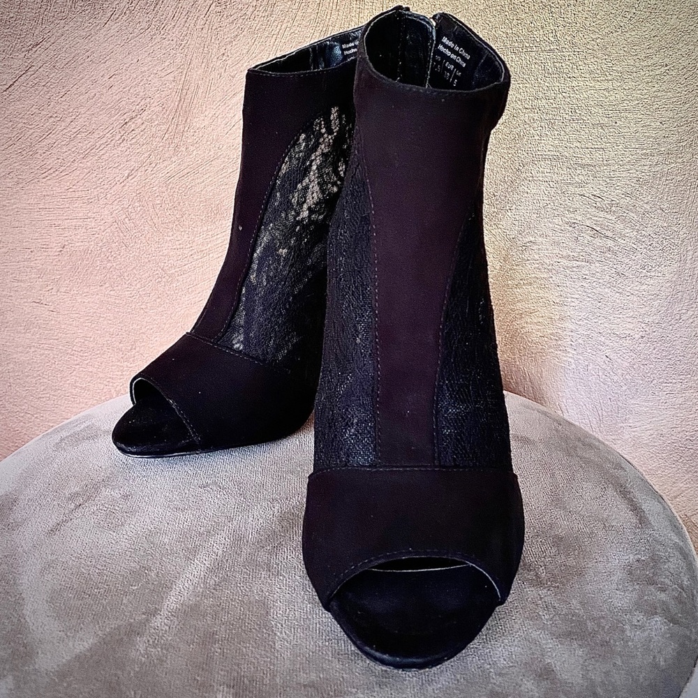 ALDO Open Toe Bootie - Picture 2 of 6